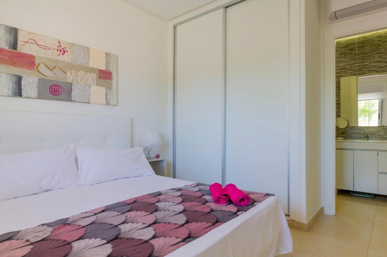 Bungalow Pink Garden Orihuela Extérieur photo