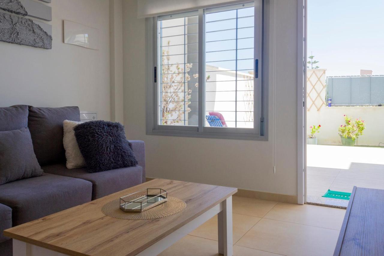 Bungalow Pink Garden Orihuela Extérieur photo