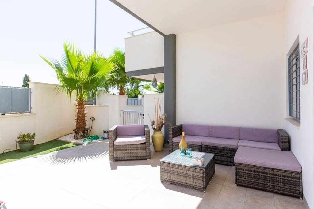 Bungalow Pink Garden Orihuela Extérieur photo